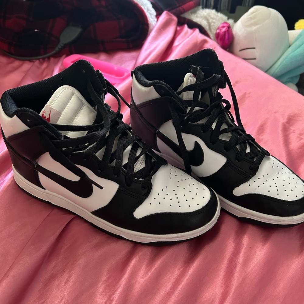 panda dunk high tops women size 8